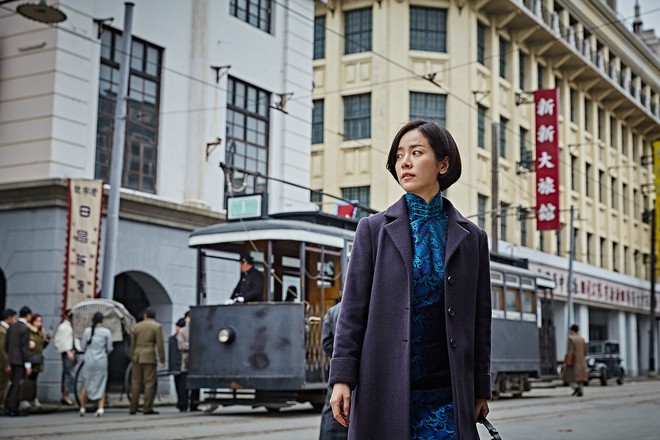 Từ hanbok tới thời trang hiện đại: Mãn nhãn với 8 phim Hàn có trang phục đẹp nhất màn ảnh - Ảnh 19.