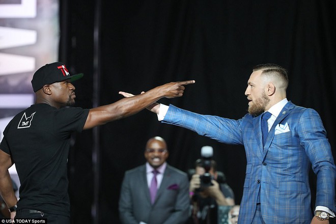 McGregor: Mayweather chỉ giỏi chạy, là tên khốn của quyền anh - Ảnh 1.