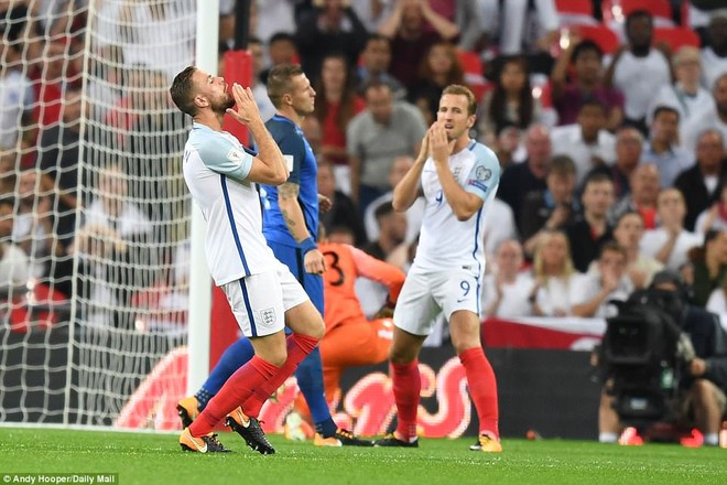 Rashford tỏa sáng, Anh chạm tay vào vé World Cup 2018 - Ảnh 9.