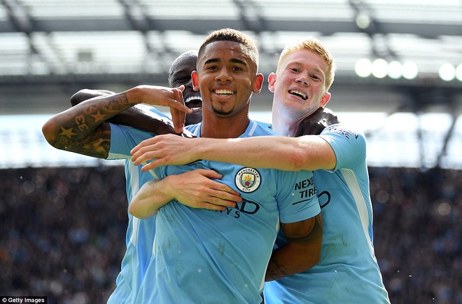 Liverpool mất người, thua tan n&aacute;t tr&ecirc;n s&acirc;n Man City - Ảnh 4.