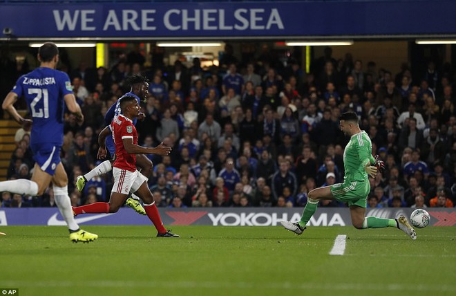 Chelsea thắng đậm, hi&ecirc;n ngang v&agrave;o v&ograve;ng 4 C&uacute;p Li&ecirc;n đo&agrave;n - Ảnh 5.