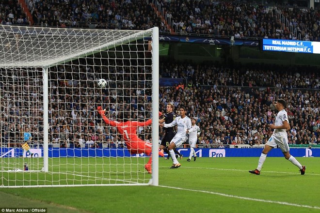 Ronaldo ghi bàn trên chấm penalty, Real Madrid thoát thua Tottenham - Ảnh 8.