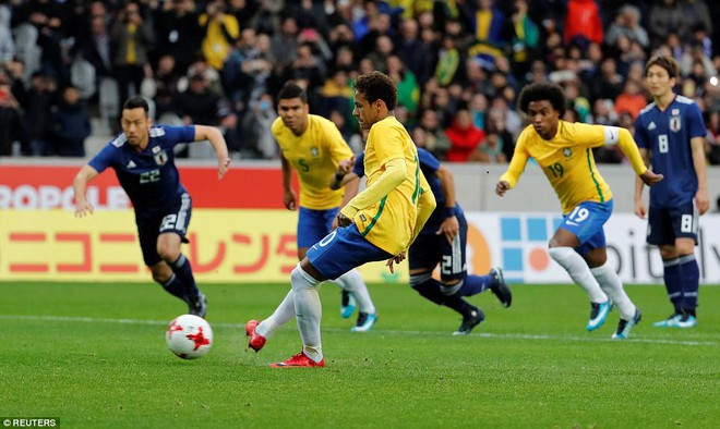 Neymar nổ s&uacute;ng tr&ecirc;n chấm 11m, Brazil thắng dễ Nhật Bản - Ảnh 8.