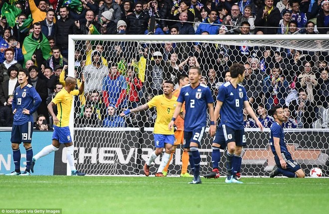Neymar nổ súng trên chấm 11m, Brazil thắng dễ Nhật Bản - Ảnh 10.