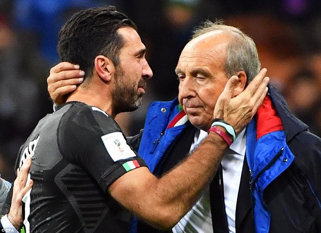 Buffon và đồng đội đổ gục, bật khóc tức tưởi sau thất bại của Italia - Ảnh 8.