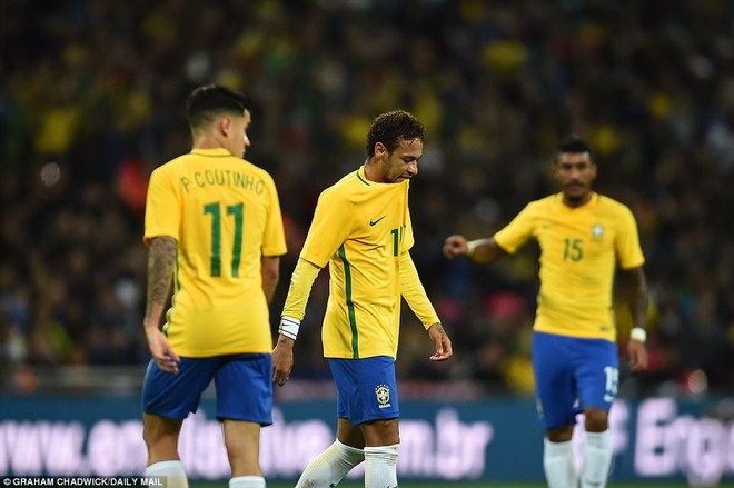 Neymar bất lực, Brazil hòa không bàn thắng với Anh trên sân Wembley - Ảnh 13.