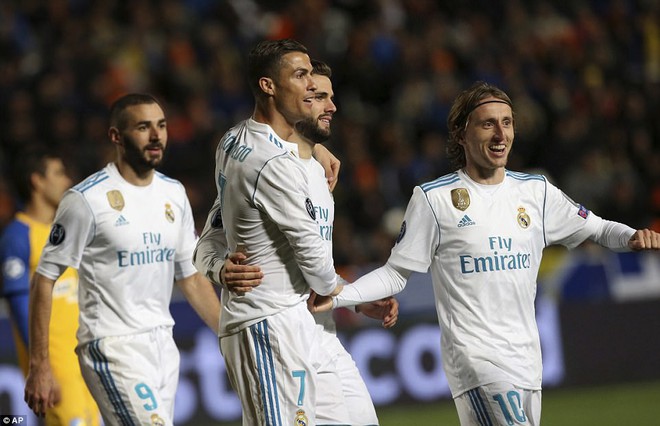 Ronaldo giải cơn khát bàn thắng, Real Madrid giành chiến thắng 6 sao - Ảnh 8.