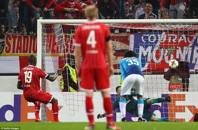 Arsenal gục ngã tr&ecirc;n đ&acirc;́t Đức khi&ecirc;́n cục di&ecirc;̣n bảng H khó lường - Ảnh 8.