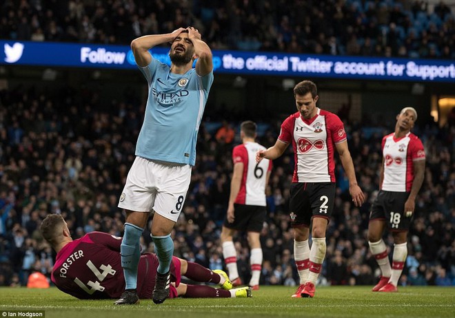 Man City thắng kịch tính phút bù giờ, lại hơn Man Utd 8 điểm - Ảnh 6.