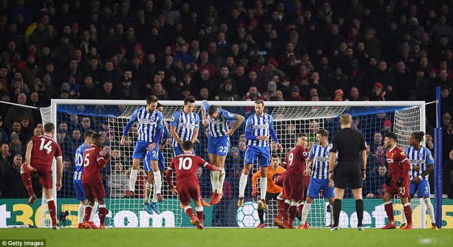 Coutinho sút phạt tinh quái, Liverpool vào Top 4 - Ảnh 4.