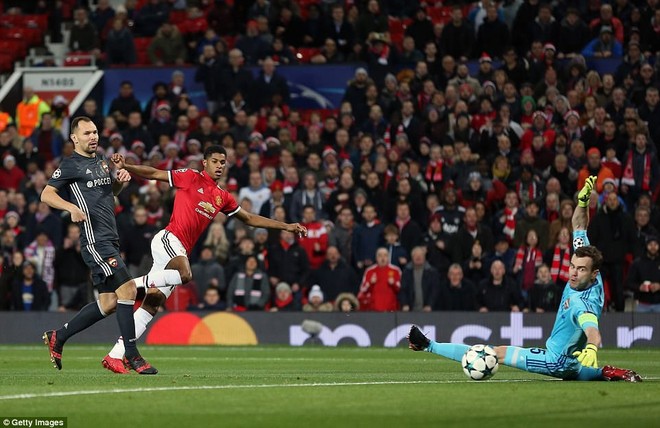 Man Utd lội ngược dòng, giành vé vào vòng knock-out Champions League - Ảnh 3.