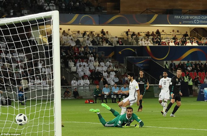 Ronaldo ph&aacute; kỷ lục gi&uacute;p Real v&agrave;o chung kết FIFA Club World Cup - Ảnh 10.