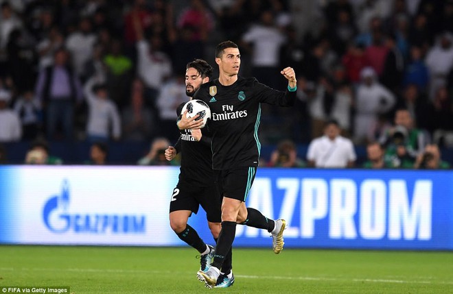 Ronaldo ph&aacute; kỷ lục gi&uacute;p Real v&agrave;o chung kết FIFA Club World Cup - Ảnh 11.