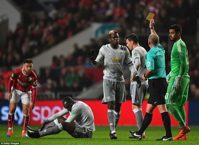 Thua đau phút bù giờ, Man Utd bị đá văng khỏi Cúp Liên đoàn - Ảnh 12.