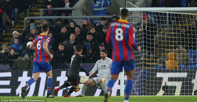 HLV Wenger c&acirc;n bằng kỷ lục đ&aacute;ng nể của Sir Alex Ferguson - Ảnh 10.