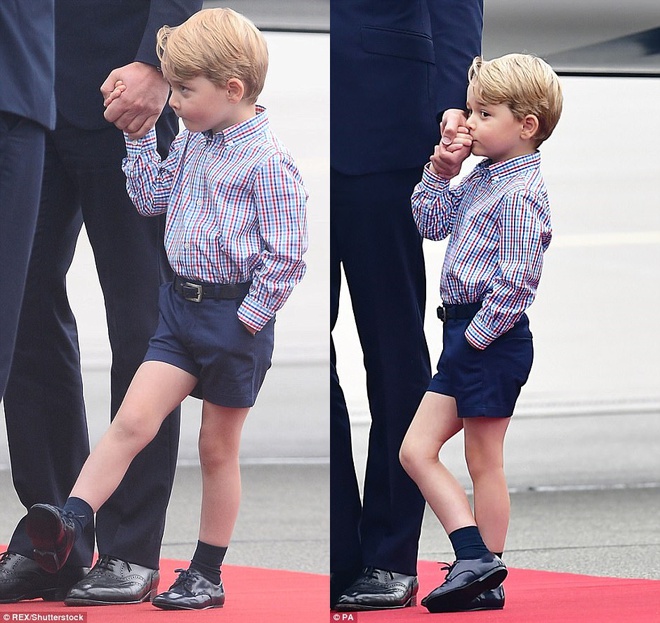 Hoàng tử bé ngượng ngùng, em gái tự tin vẫy tay chào khi cùng cha mẹ công du nước ngoài - Ảnh 5.