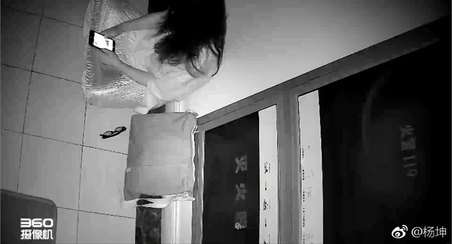 HLV Sing My Song Trung Quốc lên mạng cầu cứu vì bị fan cuồng đeo bám, ngồi thiền trước cửa nhà 3 tháng trời - Ảnh 4.