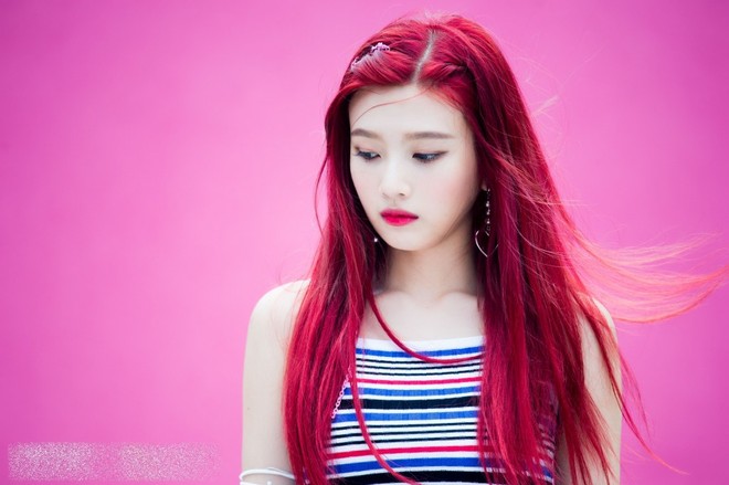 Người ta mải mê khen ngợi nữ thần Irene mà quên đi một mỹ nhân sexy khác của Red Velvet - Ảnh 3.