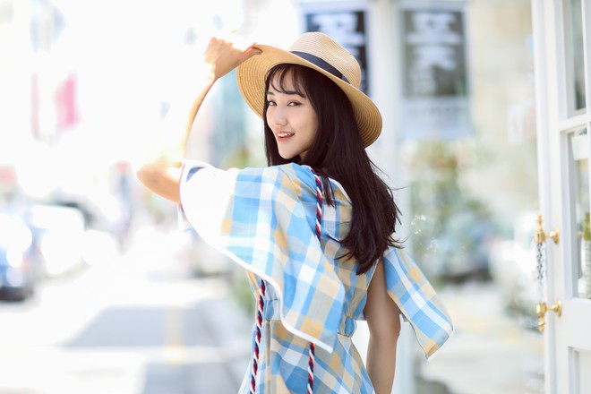Chức năng nhận diện khu&ocirc;n mặt của Iphone X cũng phải b&oacute; tay trước những sao Việt n&agrave;y! - Ảnh 20.