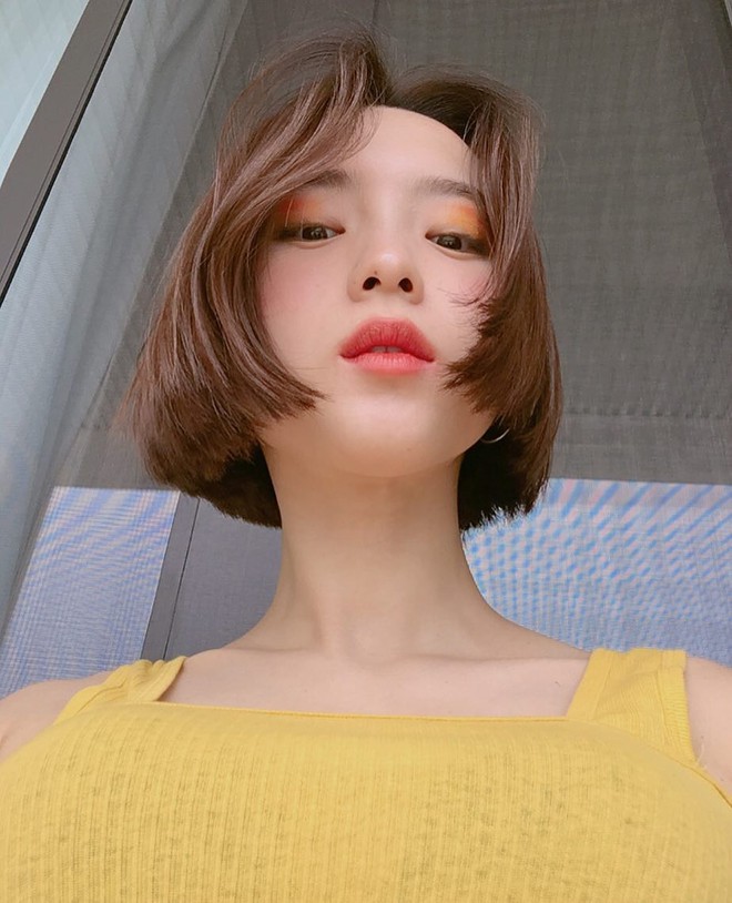 Không phải beauty blogger nhưng 5 hot girl Hàn này vẫn được hội mê làm đẹp săn đón vì makeup cực long lanh - Ảnh 26.