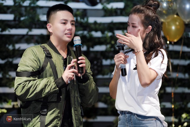 Đông Nhi nghẹn ngào rơi nước mắt trước tình cảm của fan Hà thành trong buổi fan-meeting - Ảnh 17.