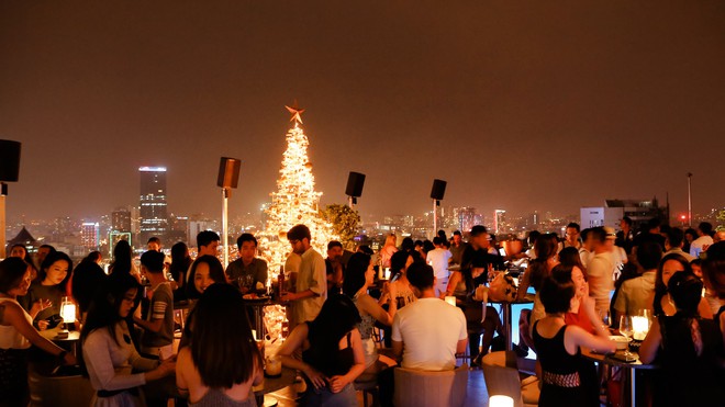 Đến SOHY - Sky Lounge & Dining: Đón Giao thừa trên đỉnh Sài Gòn - Ảnh 6.