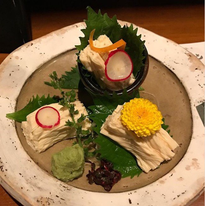 Yuba - món váng đậu tưởng nhạt nhẽo nhưng ở Nhật lại là món ăn sang trọng và tinh tế đến không ngờ - Ảnh 3.