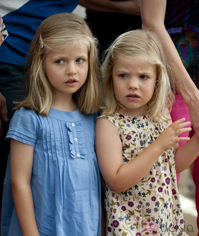 Las 2 encantadoras princesitas de la Familia Real Española ahora están muy guapas - Foto 14.