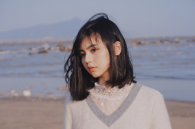 Cả thế giới ra m&agrave; xem con g&aacute;i nh&agrave; người ta, mắt to long lanh, mặt xinh hết phần thi&ecirc;n hạ - Ảnh 10.