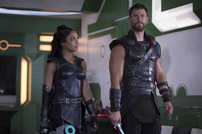 Thor: Ragnarok tiếp tục vô đối ở phòng vé Hàn, cán mốc 3,5 triệu vé - Ảnh 2.