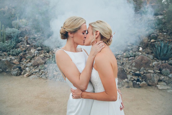 19 khoảnh khắc đám cưới đồng tính tuyệt đẹp khiến con người ta thêm niềm tin vào tình yêu - Ảnh 11.
