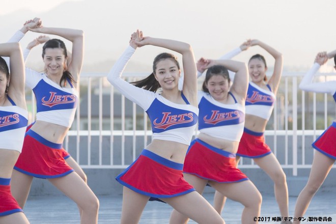 Let&rsquo;s Go, Jets - C&acirc;u chuyện c&oacute; thật về nh&oacute;m nhảy g&aacute;i qu&ecirc; chinh phục nước Mỹ - Ảnh 6.