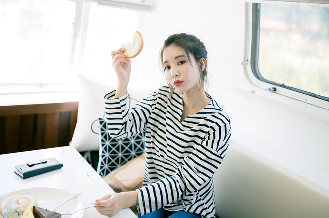 Sức khỏe giới trẻ ng&agrave;y c&agrave;ng tệ đi chỉ v&igrave; 4 th&oacute;i quen xấu n&agrave;y sau khi thức dậy - Ảnh 4.