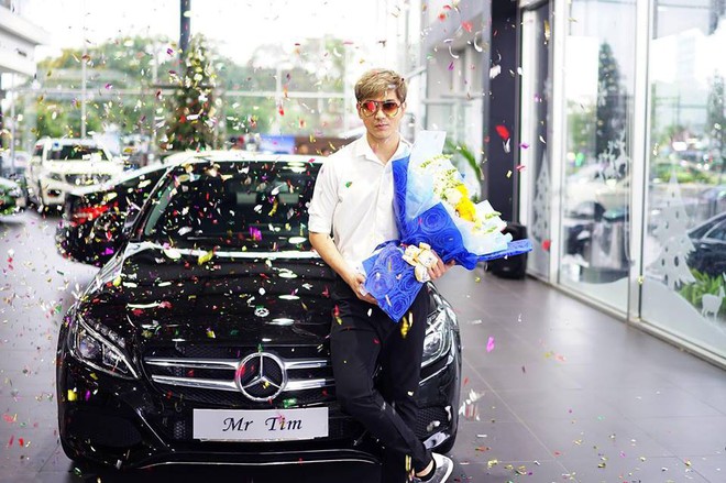 Cập nhật giữa t&acirc;m b&atilde;o: Tim tậu xe hơi mới trong l&uacute;c Trương Quỳnh Anh đưa con trai đi học bằng xe m&aacute;y - Ảnh 1.