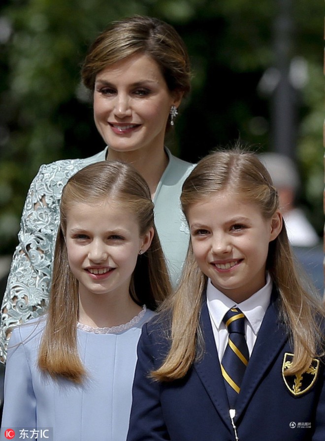 Las 2 encantadoras princesitas de la Familia Real Española ahora están muy guapas - Foto 3.