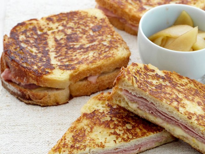 Điểm danh 14 loại sandwich đặc trưng của c&aacute;c nước tr&ecirc;n thế giới - Ảnh 8.