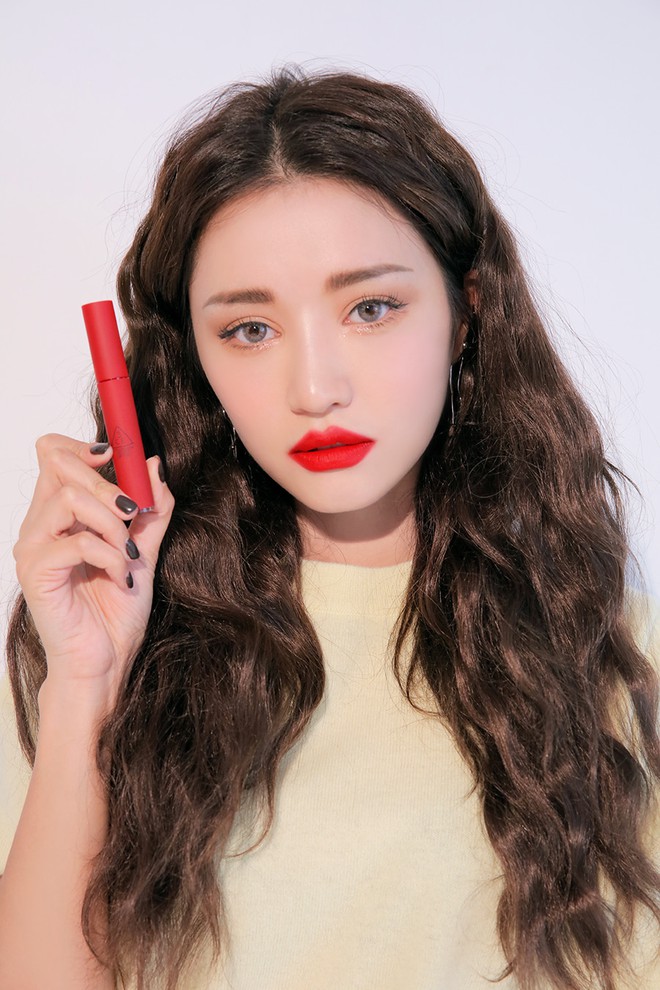 Clip nóng bỏng tay: Swatch cận cảnh loạt màu son 3CE Velvet Lip Tint đang gây sốt - Ảnh 17.