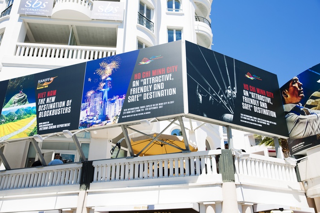 Lý Nhã Kỳ lên tiếng về tấm pano Lý Nhã Kỳ - Tiếng nói mới của Việt Nam đặt tại Cannes gây xôn xao - Ảnh 3.
