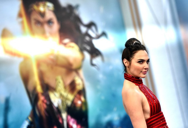 Gal Gadot - Nữ thần gi&aacute;ng trần của đỉnh Olympus - Ảnh 9.