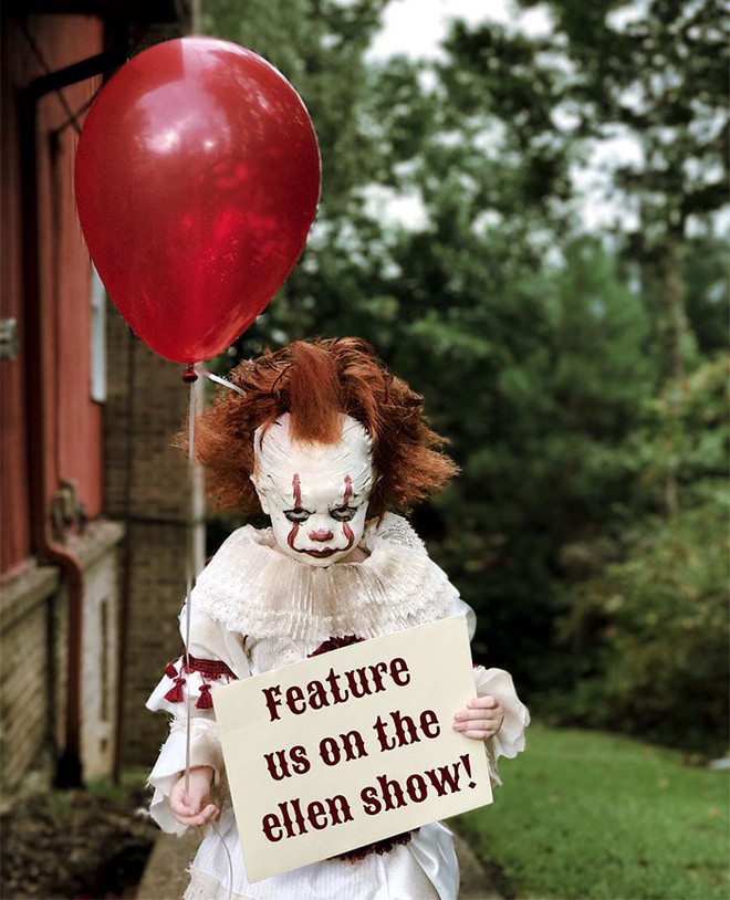 Gã hề Pennywise từ tiểu thuyết kinh dị It bước ra đời thực qua bàn tay hóa trang thần kỳ của nhiếp ảnh gia 17 tuổi - Ảnh 17.