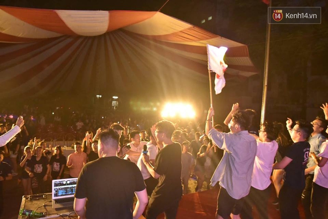 Teen Việt Đức bồi hồi rơi nước mắt, ngập tr&agrave;n nuối tiếc trong lễ trưởng th&agrave;nh! - Ảnh 8.
