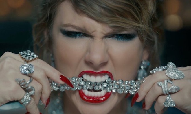 Vừa hiện nguyên hình, Taylor Swift tiếp tục tung nhẫn rắn để tạo nét cho lần trở lại - Ảnh 1.