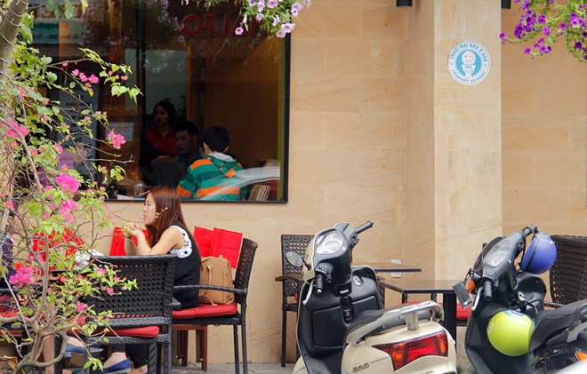Hàng trăm khách sạn, nhà hàng ở Đà Nẵng mời du khách sử dụng nhà vệ sinh miễn phí - Ảnh 3.