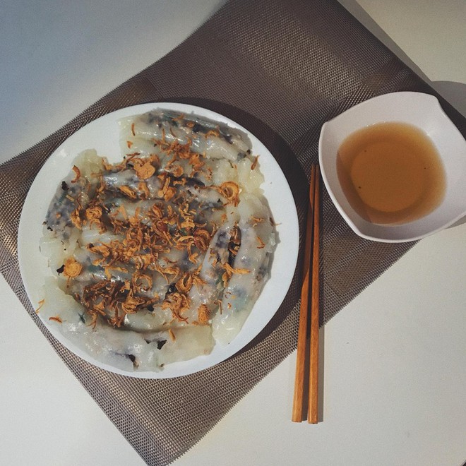 Chị em ơi v&agrave;o m&agrave; xem người đ&atilde; đẹp trai to cao c&ograve;n biết nấu đủ thứ đặc sản đ&acirc;y n&agrave;y - Ảnh 7.