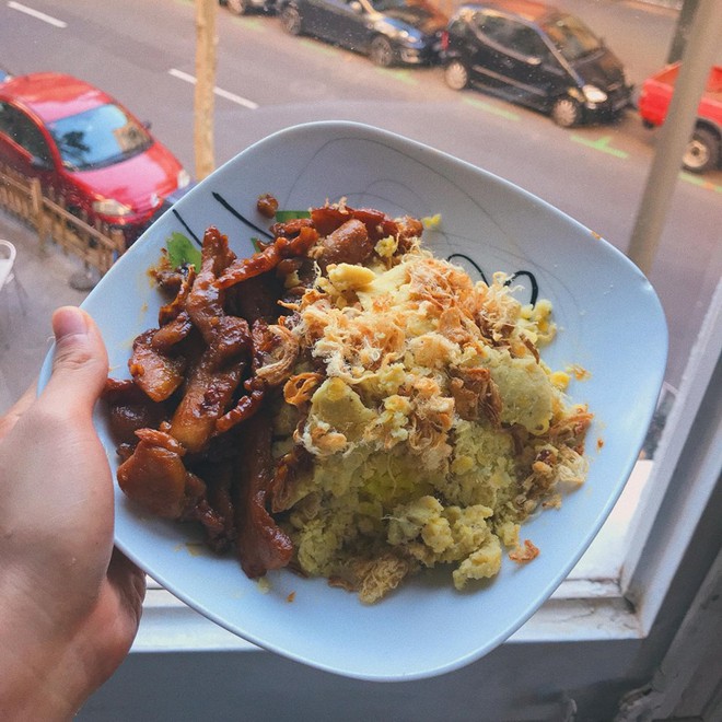 Chị em ơi v&agrave;o m&agrave; xem người đ&atilde; đẹp trai to cao c&ograve;n biết nấu đủ thứ đặc sản đ&acirc;y n&agrave;y - Ảnh 10.