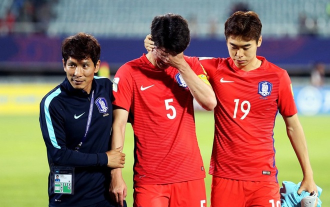 Đ&agrave;n em Ronaldo loại chủ nh&agrave; H&agrave;n Quốc khỏi World Cup - Ảnh 5.