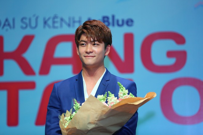 Kang Tae Oh aegyo chiều fan, Go Kyung Pyo xuất hiện cực lịch l&atilde;m - Ảnh 17.