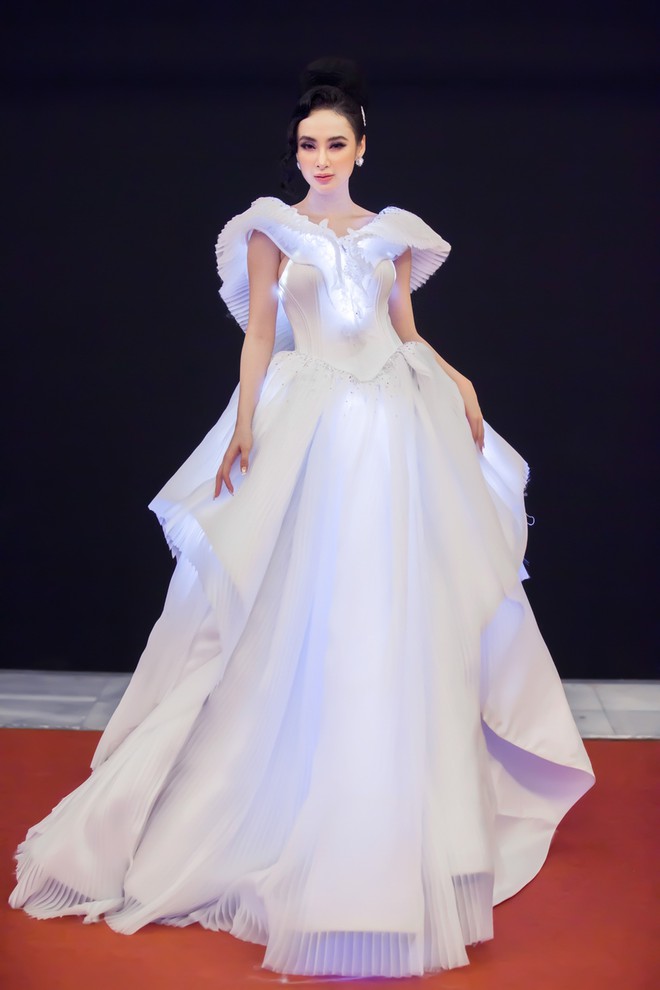 angela phương trinh (13)
