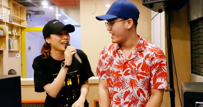 Mỹ T&acirc;m vừa h&aacute;t ca kh&uacute;c mới, vừa nh&uacute;n nhảy vũ điệu say rượu cực đ&aacute;ng y&ecirc;u - Ảnh 2.