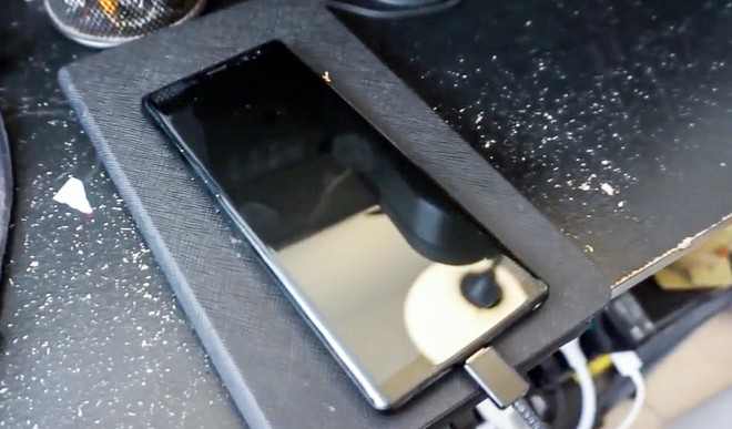 Nhiều trường hợp Galaxy Note 8 ở Mỹ không bật lại được sau khi cạn sạch pin - Ảnh 1.